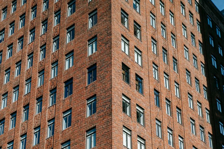 Наружная отделка дома: какие фасадные системы подходят для климата Москвы