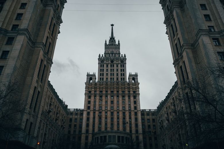 Какие согласования нужны для перепланировки в доме-памятнике, кроме Мосжилинспекции?