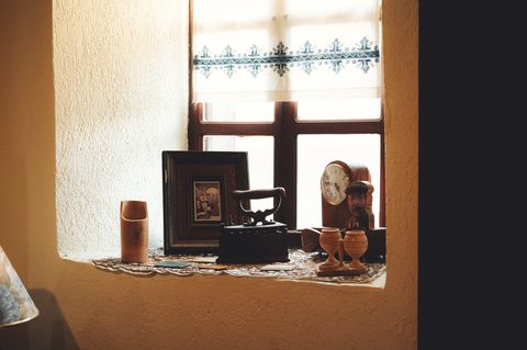 Почему каменный подоконник - это не только эстетика, но и инженерное решение?