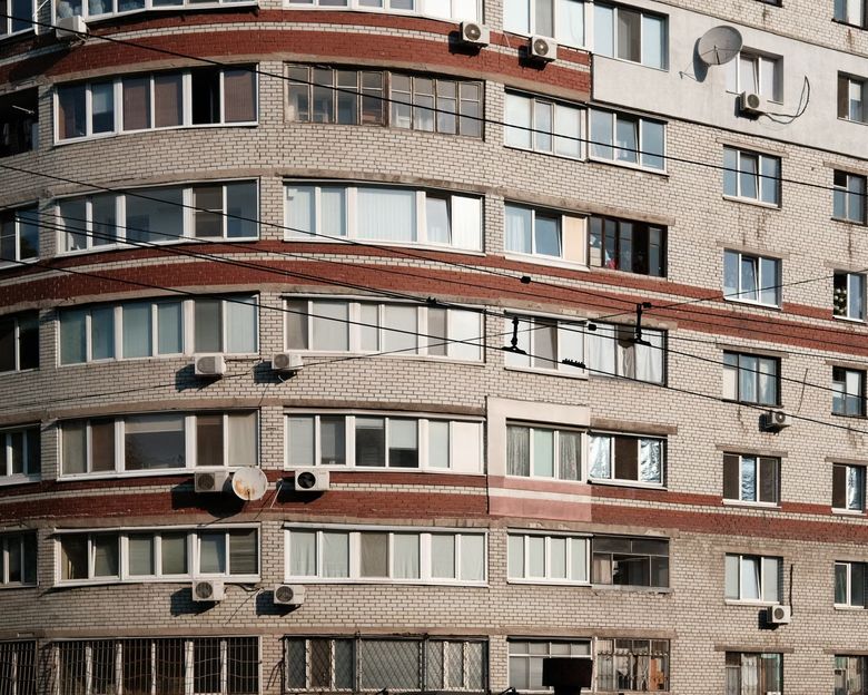 Какие нормативы звукоизоляции действуют для жилых помещений в 2025-2026 годах?